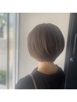 アワ(awa) 大人ショート