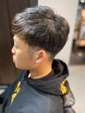 バーバーバー 四谷(BARBER-BAR) ツーセクションマッシュレイヤースタイル！