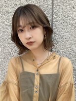 アイヴィー(IVY)&nbsp;ベージュカラーくびれボブ【肥田亜沙美】