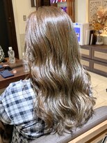 ヘアリゾート粋 ティガ 池袋店(tiga)&nbsp;カーキベージュ/ハイライト