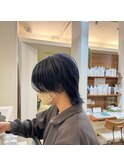 中性的ウルフ × ネイビー