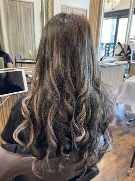 ヘアーサロン アモル(HAIR SALON Amor) ハイライトレイヤーカットエクステイルミナカラー縮毛矯正