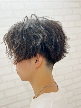 ニカ(NIKA) mセンターパートメンズスタイル