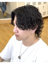 ビカム 名駅(become)&nbsp;メンズ波巻きウルフセンターパートコンマバングスパイラルパーマ