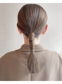 前髪シルキーベージュタイトヘアアレンジa