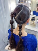 リムネ(RIMUNE)&nbsp;ツインポニー/タイトヘア/韓国風ヘア/結婚式/ヘアセット