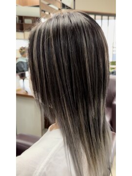 サロン クラッチ クリエイティブ コンセプト(salon CLUTCH creative concept) layer barayage