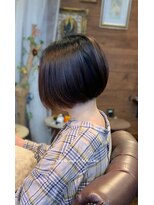 ソラティオ(SOLA'tio)&nbsp;前下がりボブ