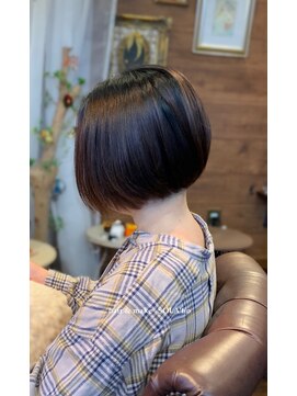 ソラティオ(SOLA'tio) 前下がりボブ