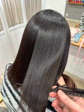 憧れのサラサラストレートヘア