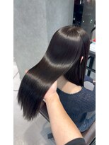 シェノン 梅田(CHAINON)&nbsp;梅田/クラゲヘアー/オリーブグレー/小顔/ココアベージュ