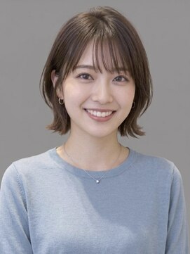 エオン(eon) アゴライン外ハネ・【eon】大人女性、マイナス6歳ヘア