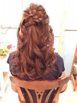ロカット サロン(Roquat Salon)&nbsp;編み込みハーフアップアレンジ【ヘアセット　立川/立川南口】