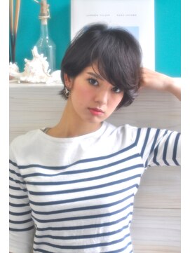 クラン(clan) clan<外国人風キュートミディ＞