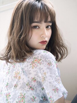 トッカ ヘアアンドトリートメント 難波店 エアリーウェーブセミディ