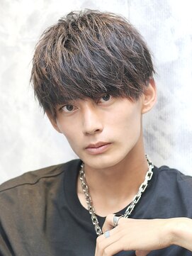 ベーア メロー(Bar mellow) 表参道　ソフトツイストパーマ　刈り上げマッシュ