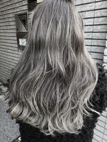 グランルッソ 広島本通(GRAN LUSSO) 髪質改善/W3Dホワイトグラデーションカラー/波巻き