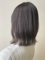 オウルヘアー(Owl hair) ラベンダーグレージュ/ブリーチベース/外ハネ