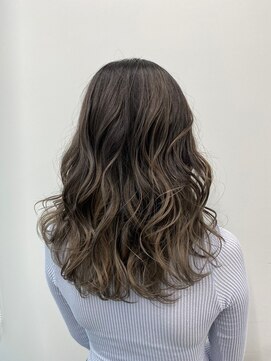 シエスタ バイ アンブルリュクス(siesta by amble luxe) ローバレイヤージュ