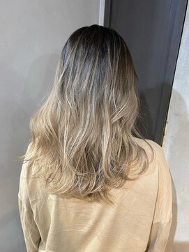 アクト 三鷹店(ACT) ミルクティーグレージュ バレイヤージュ