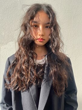 レター(LETTER) ロングパーマ