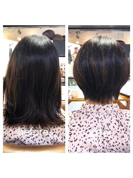 カミケン 方木田店(kamiken.) 大人可愛い耳掛けショート小顔くびれ美髪【カミケン方木田店】