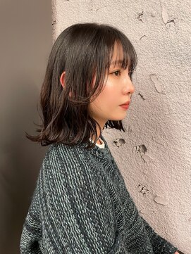 エン(en) 外はねボブくびレイヤーくびれボブダークアッシュ暗色