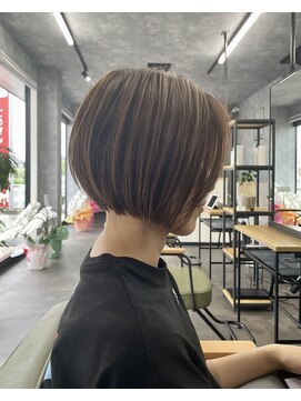 タイ(~tie.) ショートボブ