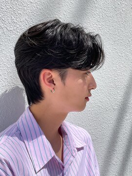 ノラ ウメダ(NORA UMEDA) 韓国カルマパーママッシュウルフダウンパーマセンターパート