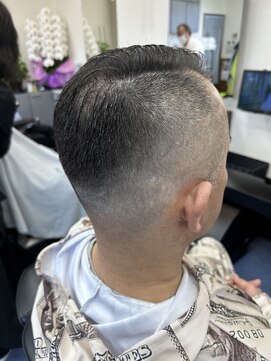ヘアーサロンオギシマ 震災刈り×フェードカット