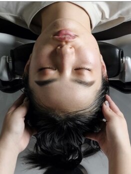 カルム(Calm)の写真/「エイジングケア」を中心としたメニューが充実！髪質やクセを見極めた提案をしてくれるサロン。