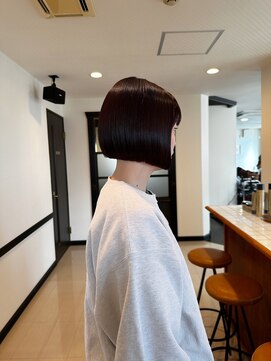 フィーカ(FIKA) 切りっぱなしタッセルボブ