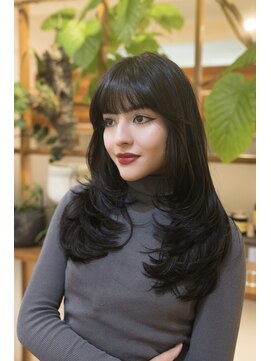 ユー トゥ イーズ(U too e's) レイヤーカット　【瀬長なおみ】