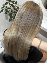 ベル サウス(BHEL south) 津市ロングレイヤーカットハッシュカット透明感カラー重めロング