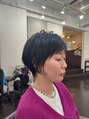ネウィベルシア 名駅(newi belsia) お客様の骨格に合わせてカットします。
