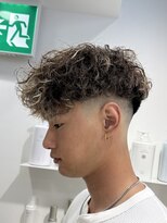 ルースト 南堀江店(ROOST) 刈り上げセンターパート/波巻きツイストスパイラル/南堀江