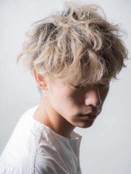 ルシア 東三国店(hair and make lucia)の写真/【地下鉄/東三国】お仕事帰りも寄りやすい!!《メンズカット+シャンプー¥4000/メンズカット+カラー¥6000》