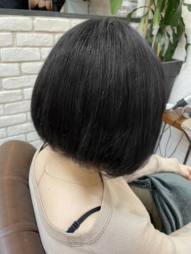 ビランチェ 池袋(bilancia) アースカラー/カーキ/ダークアッシュ/クール/池袋/池袋東口