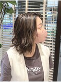 大人かわいい外国人風ハイライトカラー前髪なし20代30代40代