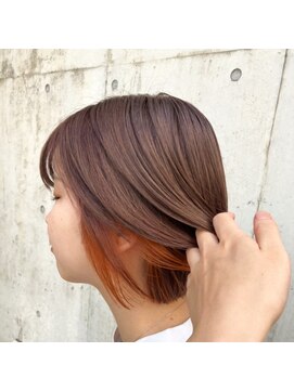 グラッチェ(grazie) ミニボブ☆イヤリングカラーオレンジ♪