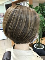 あさひ&nbsp;大人可愛いマッシュショートボブ