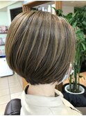 大人可愛いマッシュショートボブ