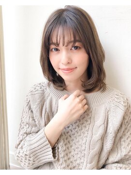 エアー 横浜(AIR) 【湯田】ふんわり内巻きミディアム