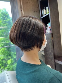 ウィン プレミアムサロン(WIN Premium Salon)の写真/どこから見ても綺麗なシルエットを実現。髪質・クセ・骨格を見極めたカットで、理想のスタイルが叶えます♪