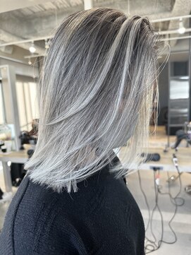 リア 布施店(Lia) バレイヤージュ