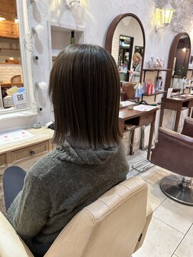 ヴィアンカ(Vianca) アッシュベージュ×髪質改善カラー