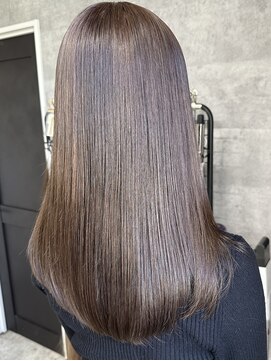 ルイス(L'wis) アッシュ系でも、やわらかくって、かわいい色を。【L'wis乙津】