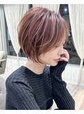 ショートボブ