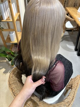 ココルアナ(coco luana) エンドカラー/韓国/ハイトーン/髪質改善