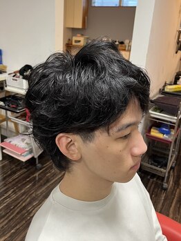 バンビーノ(VANVINO)の写真/再現性が高く毎日のスタイリングも簡単にキマる♪メンズパーマもお任せください！学生さんにもオススメ◎